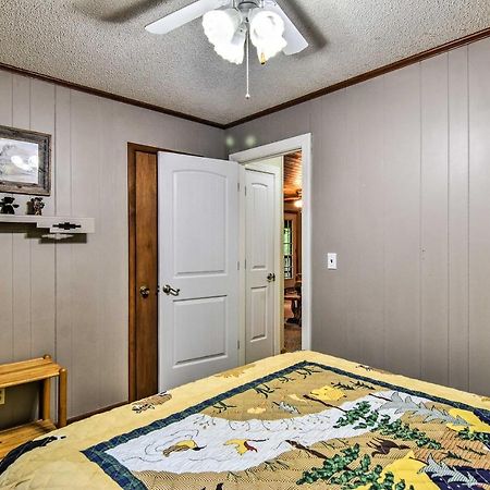 Robbinsville Cabin With Deck 3 Mi To Fontana Lake! Zewnętrze zdjęcie