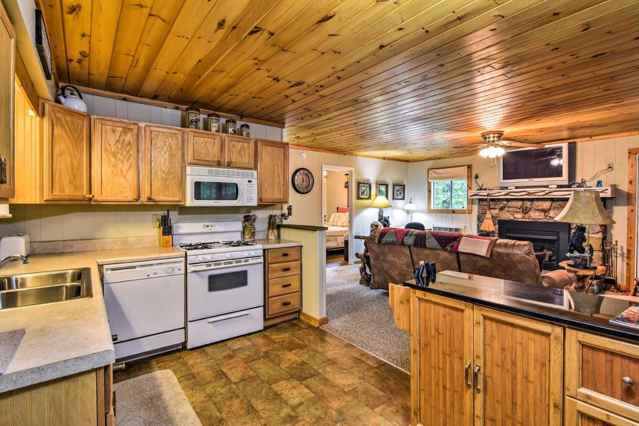 Robbinsville Cabin With Deck 3 Mi To Fontana Lake! Zewnętrze zdjęcie