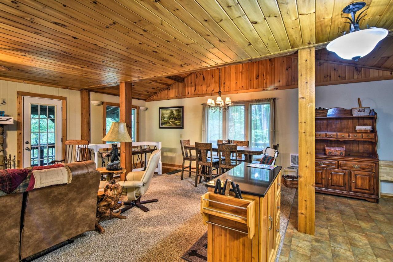 Robbinsville Cabin With Deck 3 Mi To Fontana Lake! Zewnętrze zdjęcie